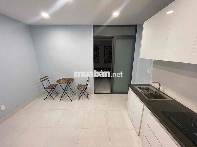 PHÒNG TRỌ RỘNG RÃI QUẬN 1 - MẶT TIỀN 86 VÕ VĂN KIỆT - 35M2 - CHỈ 6 TRI