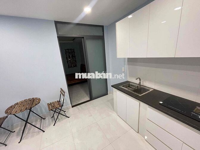 PHÒNG TRỌ RỘNG RÃI QUẬN 1 - MẶT TIỀN 86 VÕ VĂN KIỆT - 35M2 - CHỈ 6 TRI