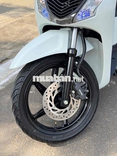 SH 150cc Trắng Smartkey