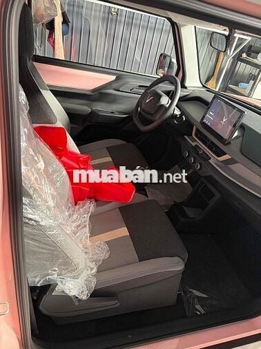 VF3 2025 mới 100% lăn bánh HCM chỉ 266tr