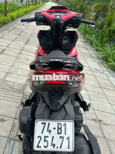 Honda Air Blade Đỏ đen