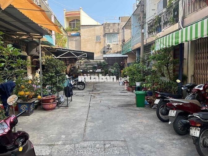 Bán chung cư tầng trệt , sổ hồng riêng  , 4m * 14* , gi