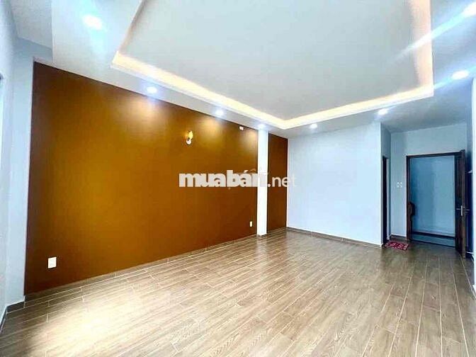 Mặt tiền khu Nguyễn Văn Công - BV 175  • Nhà đẹp 4 tầng 40m² 4 phòng