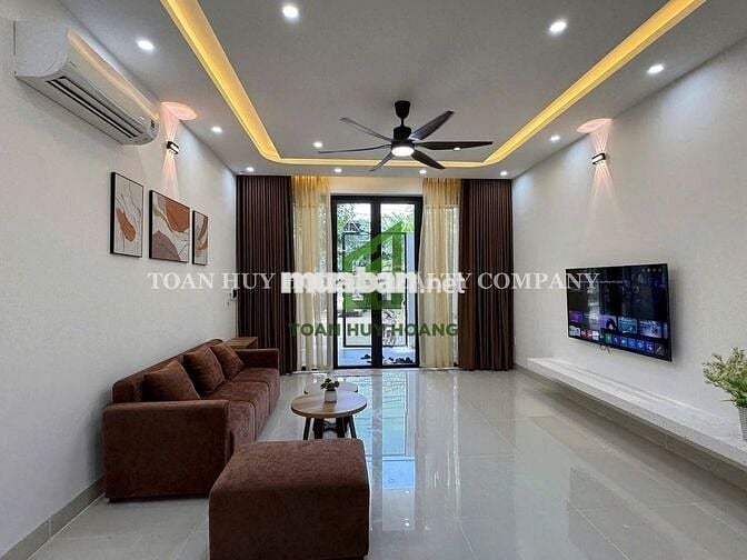 Nhà Nam Việt Á giá rẻ, gần đường Nghiêm Xuân Yêm –  4PN khép kín