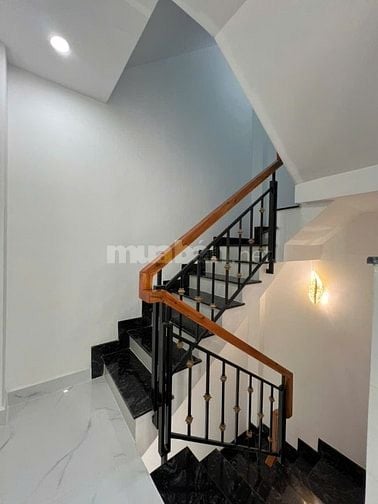 Bán nhà mới xây 100% - 4 tầng. Hẻm Xe Hơi – 128 Bàn Cờ, P.3, Q.3