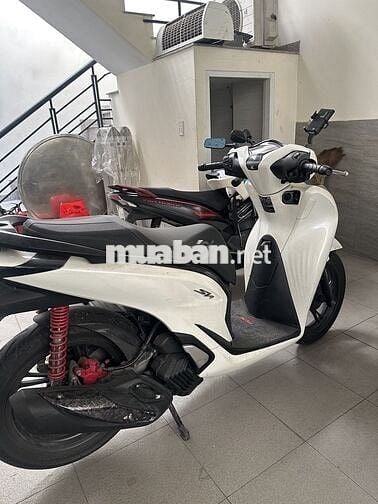 Honda SH 125 CBS 2022 Trắng 10000 km