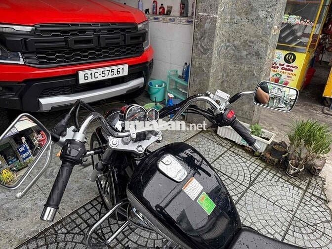 Bán suzuki GZ150A sx 2020 odo709klm mới 98%