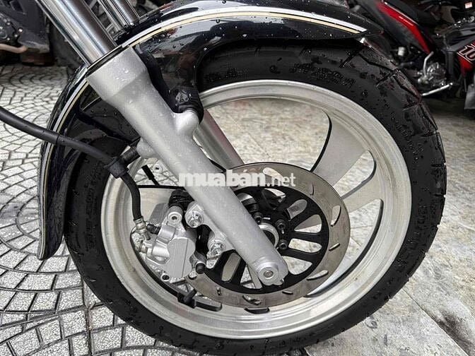 Bán suzuki GZ150A sx 2020 odo709klm mới 98%