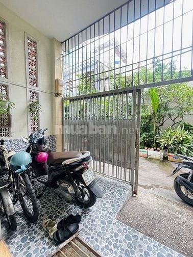 SÁT GÒ VẤP CÔNG VIÊN PHẦN MỀM QUANG TRUNG 2 TẦNG 3PN NHÍC 3 TỶ