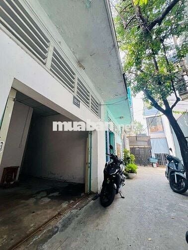 Quận 7, dt 70m2, hẻm 3.5m, 3phòng 3wc cho thuê 9tr/tháng, giá 4.x tỷ