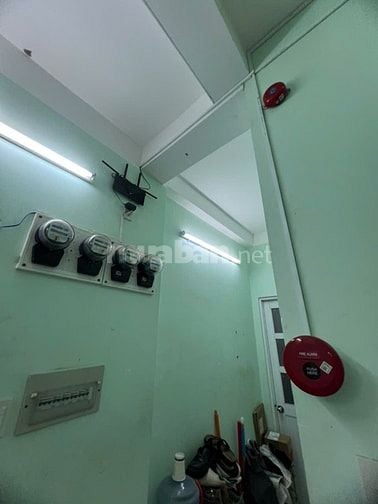 Cần bán CHDV đang kinh doanh 60 triệu / tháng ở Quận 10. 