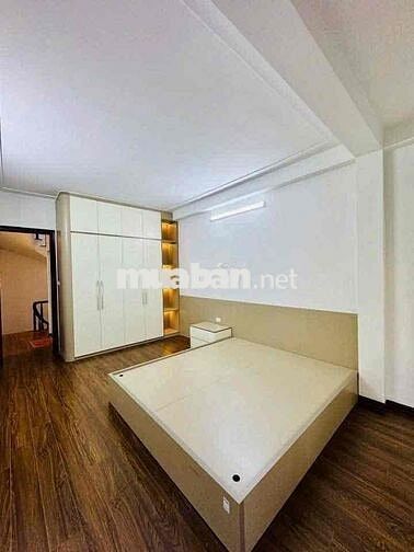 Gần phố Hồng Mai nhà đẹp 2 thoáng ngõ thông tứ tung dân xây chắc chắn