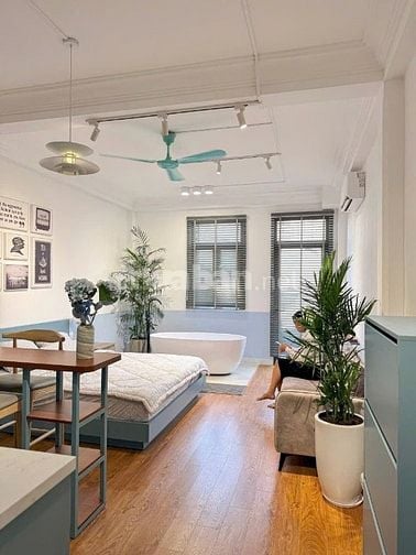 Nhà cao 7 Tầng, có thang máy Mặt tiền Nguyễn Công Trứ, giá chỉ 43,5tỷ