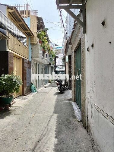 BÁN NHÀ 3 TẦNG  150m2- Đ. PHẠM THẾ HIỂN QUẬN 8 - SÁT BÊN BV Q8 CAO LỖ