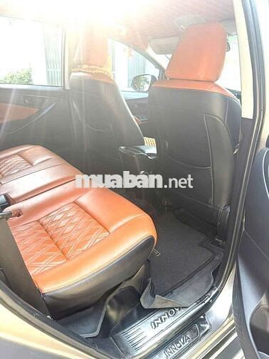 Toyota Innova 2018 Nâu vàng Số sàn