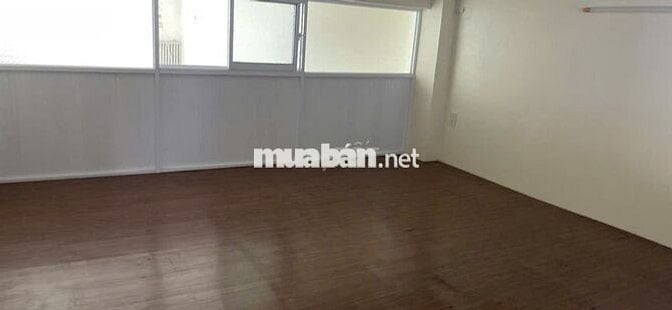 cho thuê MBKD kết hợp ở, ngay chợ Hà Tôn Quyền Q5, DT 40M2 + 1 Trệt