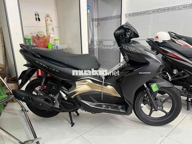 Honda Air Blade 125 Đen nhám