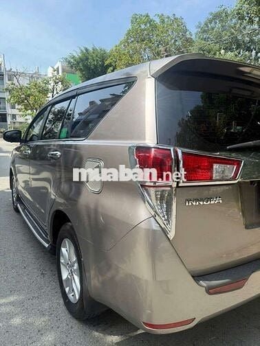 Toyota Innova 2018 Nâu vàng Số sàn