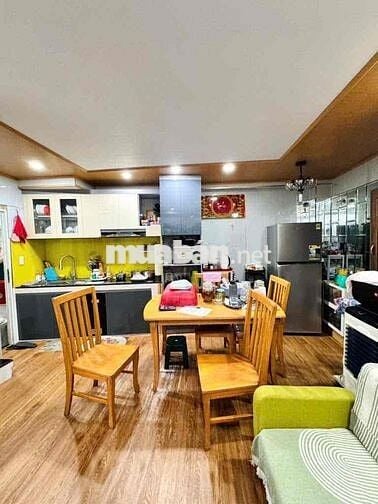 Gần Phan Đăng Lưu– 3 TẦNG – 2PN – 3WC – Ở NGAY – 3.88 TỶ