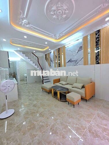 Cần bán nhà Đang ở nhà đẹp vào ở liền gần Phú Mỹ Hưng quận 7