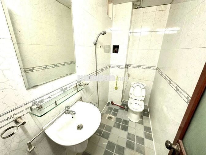 Căn hộ 1 phòng ngủ tách bếp Lê Văn Sỹ giáp quận3