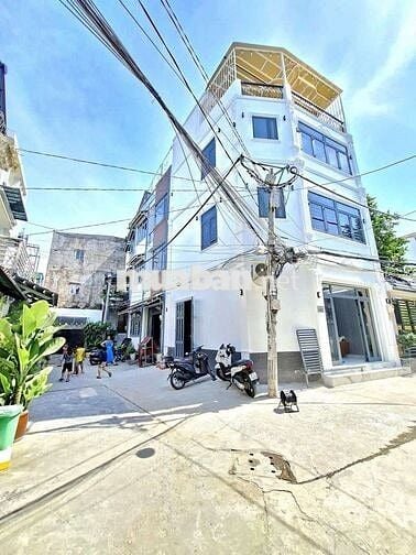 Cần bán nhà đường xe hơi gần Phú Mỹ Hưng quận 7