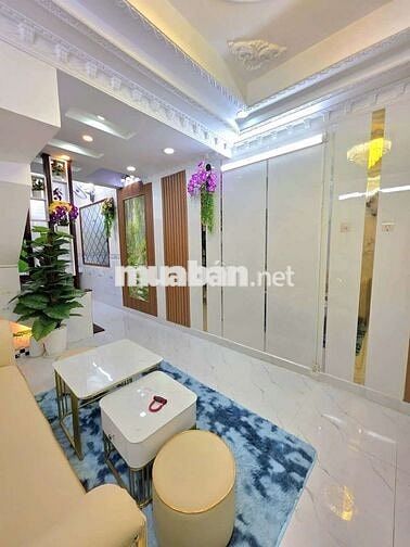 Cần bán nhà đường trước nhà 4 m nhà có sổ hồng