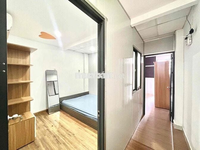 Cho Thuê 2PN Balcon 50m2 5ng5xe Ngay Cầu Vượt 3/2 ĐH Kinh Tế UEH Q10