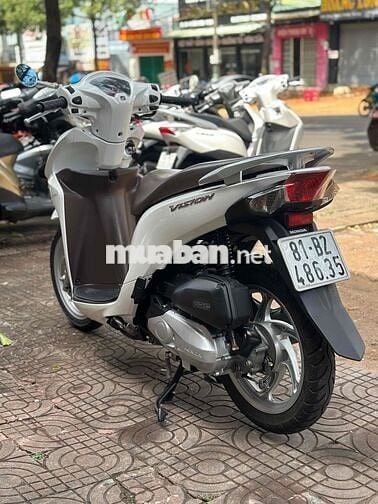 Honda Vision 2018 màu Trắng