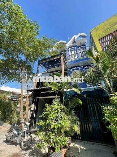 Cần bán nhà Lê Văn Lương đường trước nhà xe hơi có sổ hồng