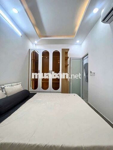 Cần bán nhà Đang ở nhà đẹp vào ở liền gần Phú Mỹ Hưng quận 7