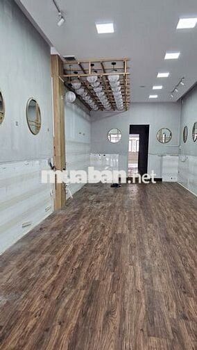 Cho thuê nguyên căn MT Phan Huy Ích P15 Tân Bình 4x35 4 tầng mới đẹp