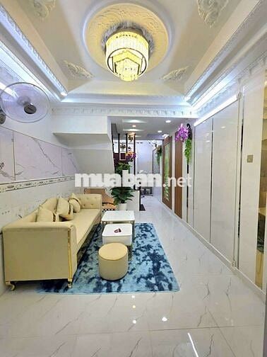 Cần bán nhà đường trước nhà 4 m nhà có sổ hồng