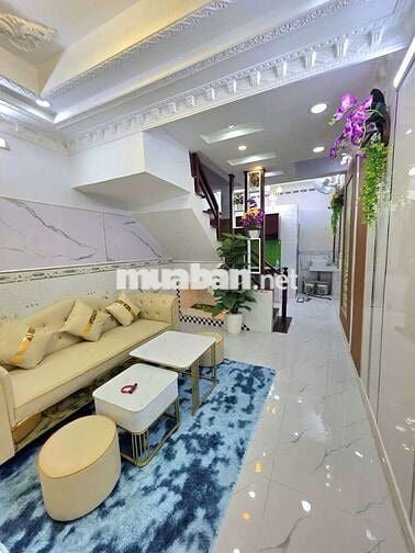 Cần bán nhà đường trước nhà 4 m nhà có sổ hồng