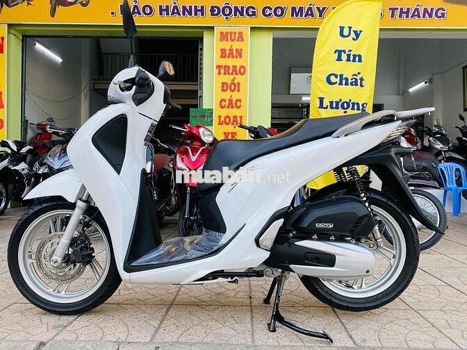 SH 125 ABS siêu đẹp vỏ zin theo xe 2 bánh chưa mở✅