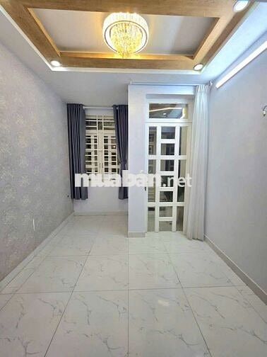 Cần bán nhà đường trước nhà 4 m nhà có sổ hồng