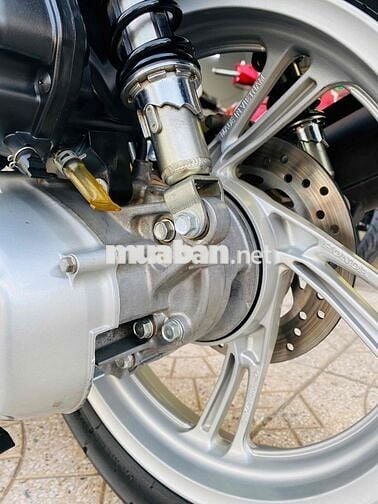 SH 125 ABS siêu đẹp vỏ zin theo xe 2 bánh chưa mở✅