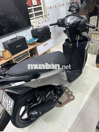 Honda Vision 218 xe đẹp liền lạc máy móc zin êm