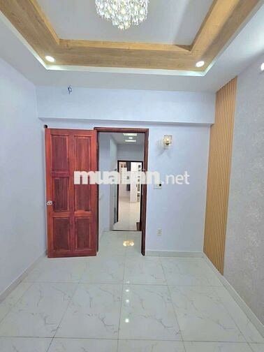 Cần bán nhà đường trước nhà 4 m nhà có sổ hồng