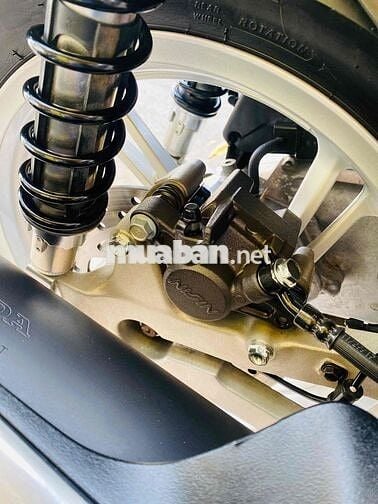 SH 125 ABS siêu đẹp vỏ zin theo xe 2 bánh chưa mở✅