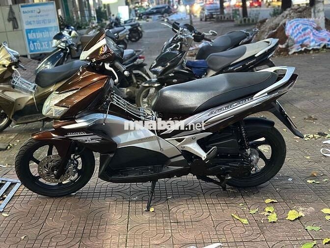 Honda Air Blade 2010 màu Nâu bạc