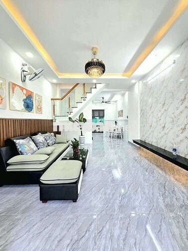 Bán nhà mặt tiền hẻm 4m gần đường lộ lớn