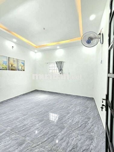 Bán nhà mặt tiền hẻm 4m gần đường lộ lớn