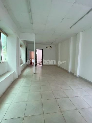 Bán gấp nhà góc 2 mặt tiền đường Trần Hưng Đạo, P.7, Q.5 – 5 tầng lầu.