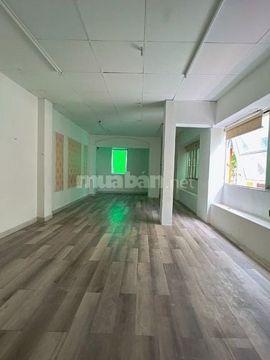 Bán gấp nhà góc 2 mặt tiền đường Trần Hưng Đạo, P.7, Q.5 – 5 tầng lầu.