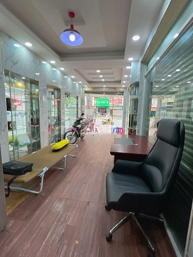 Bán gấp nhà góc 2 mặt tiền đường Trần Hưng Đạo, P.7, Q.5 – 5 tầng lầu.