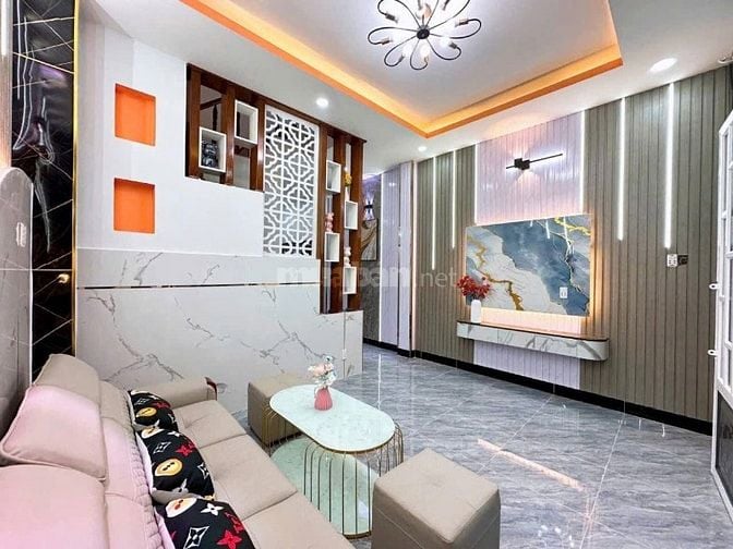 Cô Tám gửi bán nhanh căn nhà Huỳnh Thiện Lộc-Tân Phú 50m2 cho thuê / ở