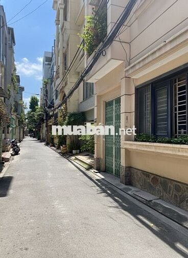 HXH 5m Bạch Đằng gần cổng Sân bay 3 tầng 4PN ngang 5.6m chỉ 12 tỷ hơn