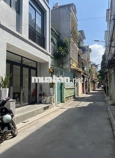 HXH 5m Bạch Đằng gần cổng Sân bay 3 tầng 4PN ngang 5.6m chỉ 12 tỷ hơn