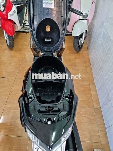 Honda Air Blade Đen vàng đồng 27087 km